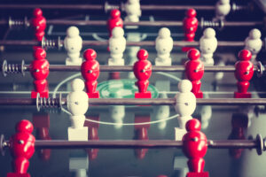 Cuatro estrategias para atacar a tu competencia